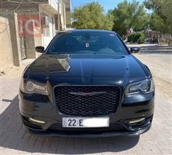کرایسلەر 300